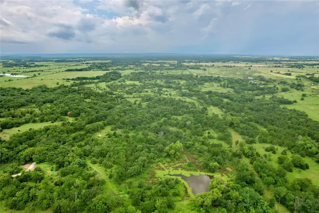 Photo 2 — 000 S 310 Road, Morris, OK 74437