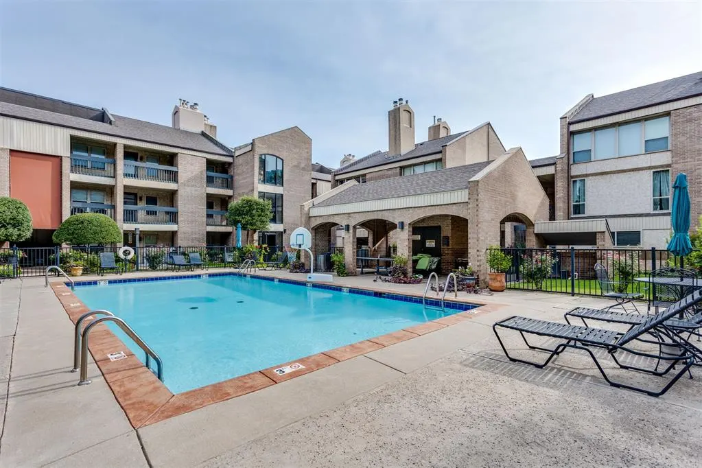 Photo 44 — 600 NW 4th Street 213N, Oklahoma City, OK 73102