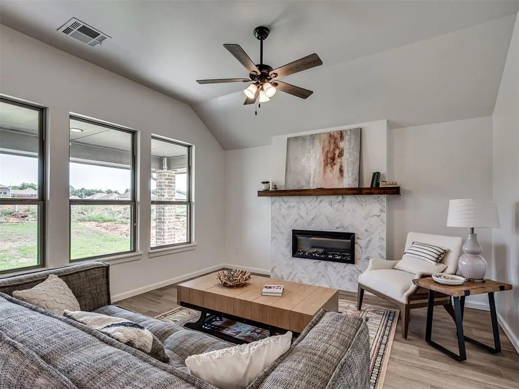 Photo 2 — 1113 Wisteria Way, Noble, OK 73068