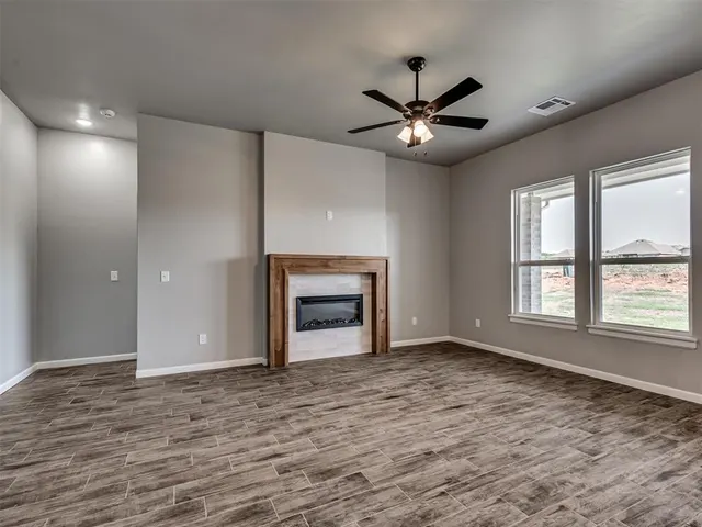 Photo 3 — 1111 Wisteria Way, Noble, OK 73068