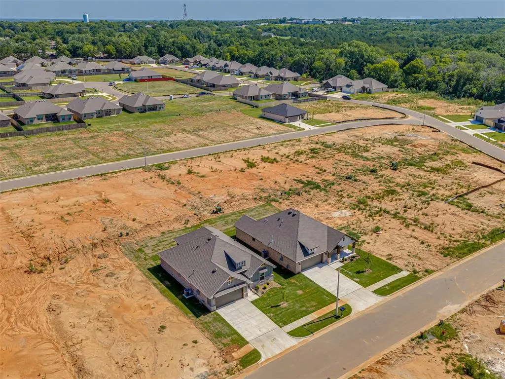 Photo 32 — 1111 Wisteria Way, Noble, OK 73068