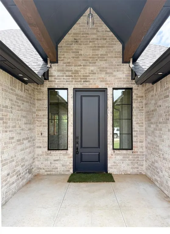 Photo 4 — 10036 Primrose Lane, Midwest City, OK 73130