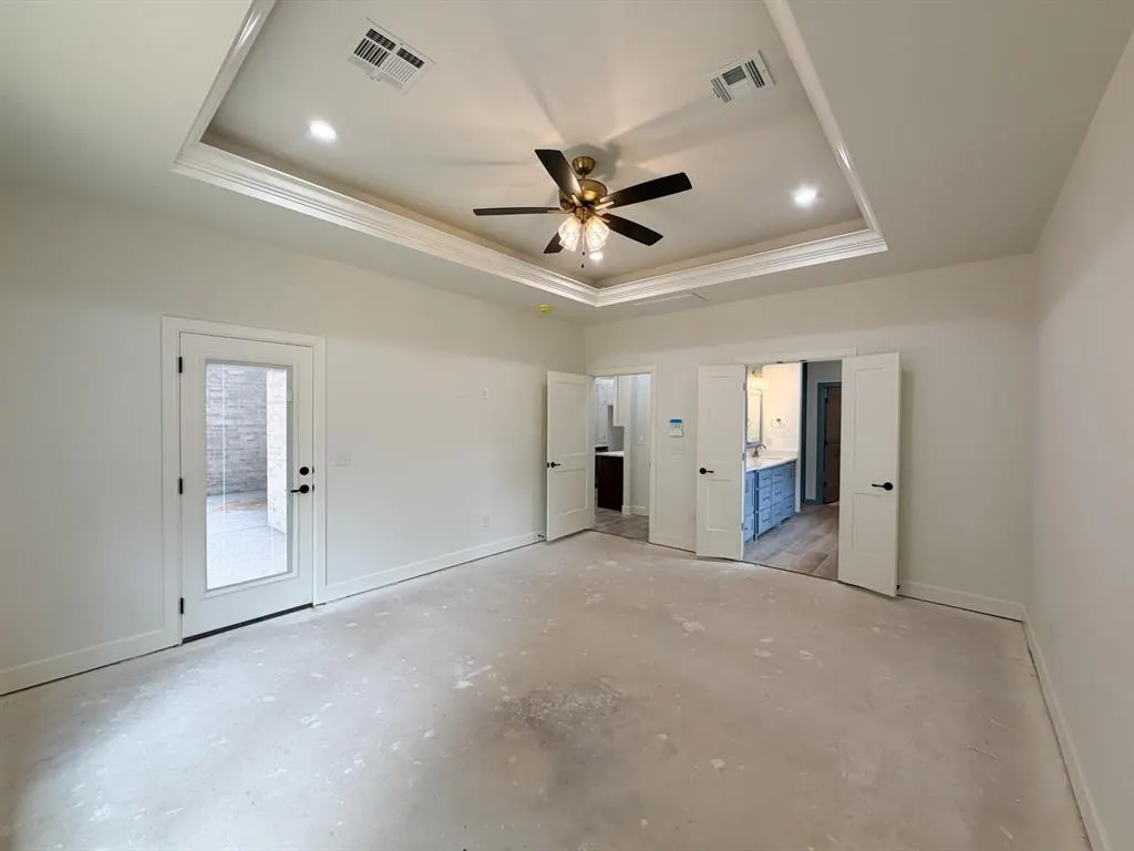 Photo 15 — 10036 Primrose Lane, Midwest City, OK 73130