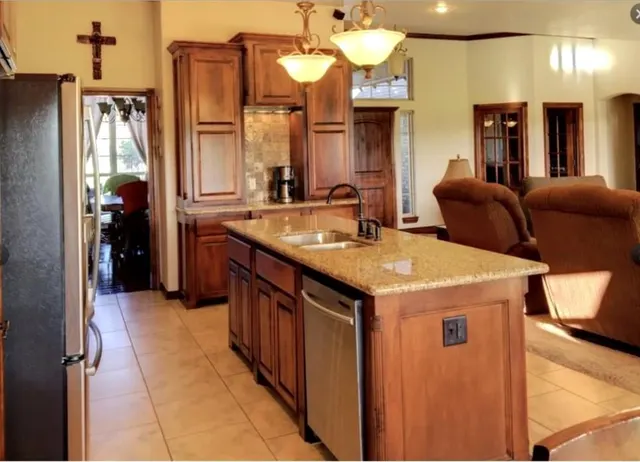 Photo 6 — 1431 NW Still Water Trail, Lawton, OK 73507