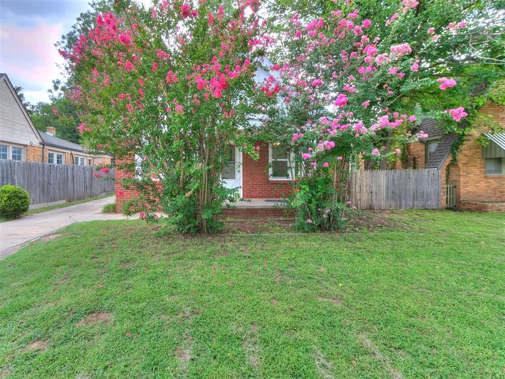 Photo 2 — 2837 NW 18th Street, Oklahoma City, OK 73107