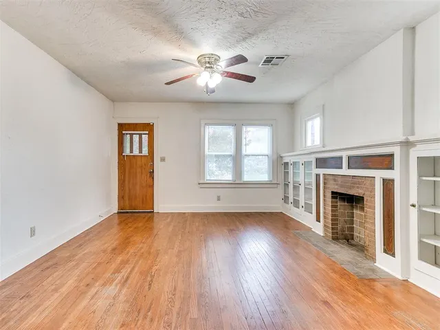 Photo 4 — 2837 NW 18th Street, Oklahoma City, OK 73107