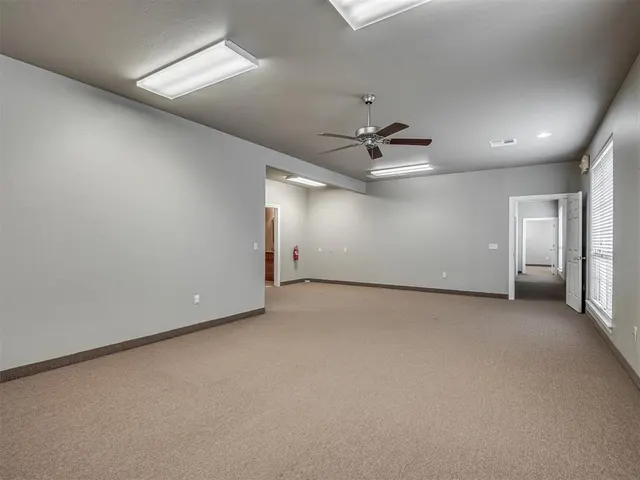 Photo 8 — 10061 SE 14th Street, Oklahoma City, OK 73130