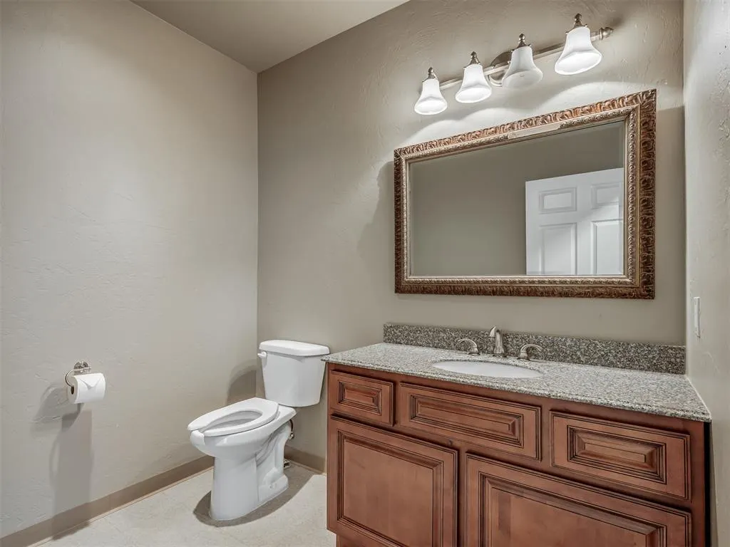 Photo 12 — 10061 SE 14th Street, Oklahoma City, OK 73130