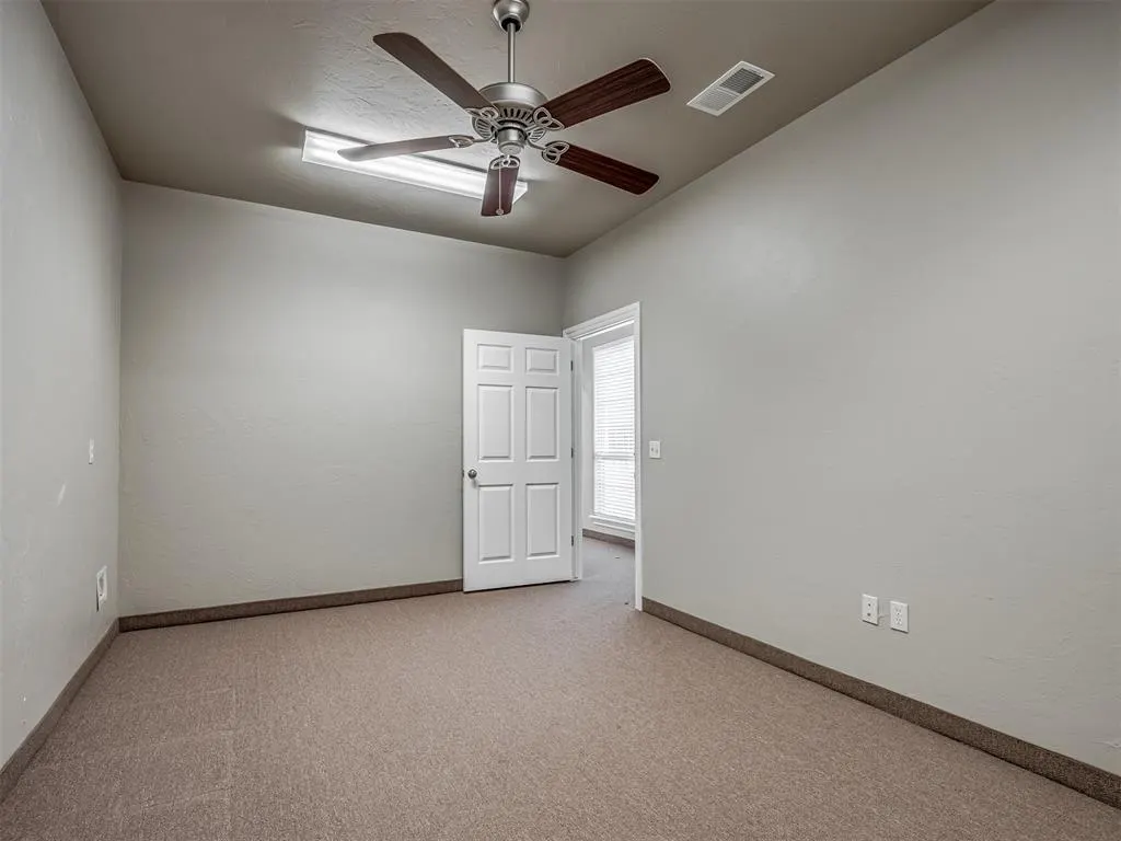 Photo 18 — 10061 SE 14th Street, Oklahoma City, OK 73130