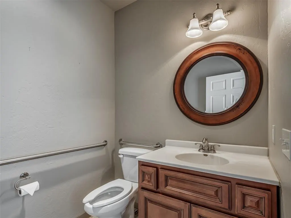 Photo 19 — 10061 SE 14th Street, Oklahoma City, OK 73130