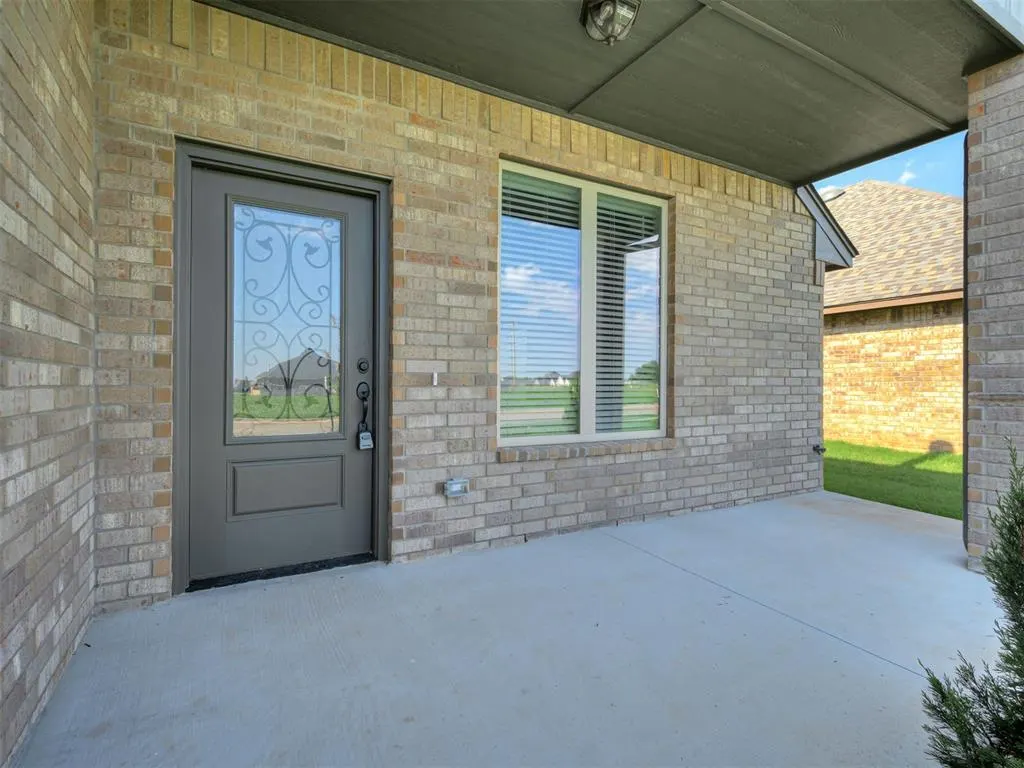 Photo 3 — 9316 NW NW 143rd Street, Yukon, OK 73099