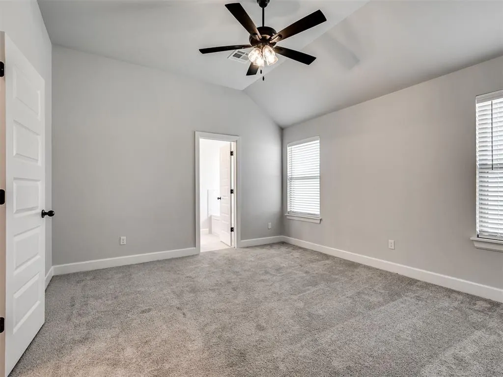 Photo 17 — 9316 NW NW 143rd Street, Yukon, OK 73099