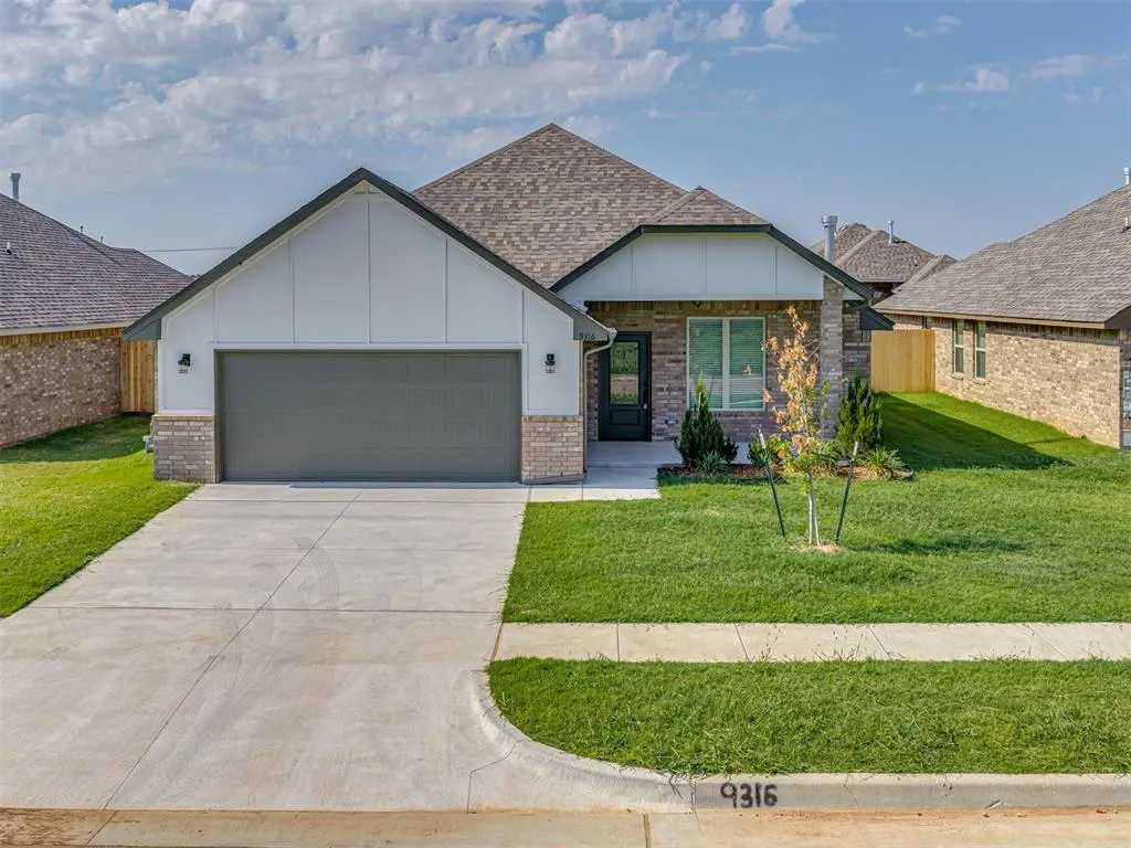 Photo 38 — 9316 NW NW 143rd Street, Yukon, OK 73099