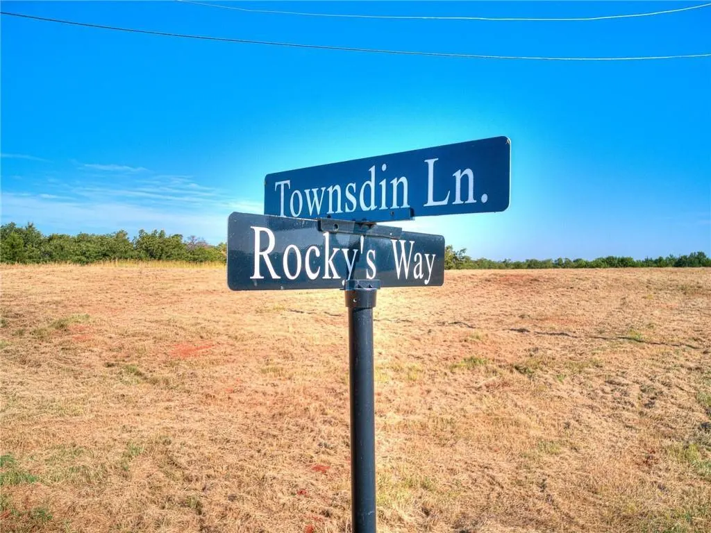 Photo 2 — 13745 Rockys Way, Arcadia, OK 73007