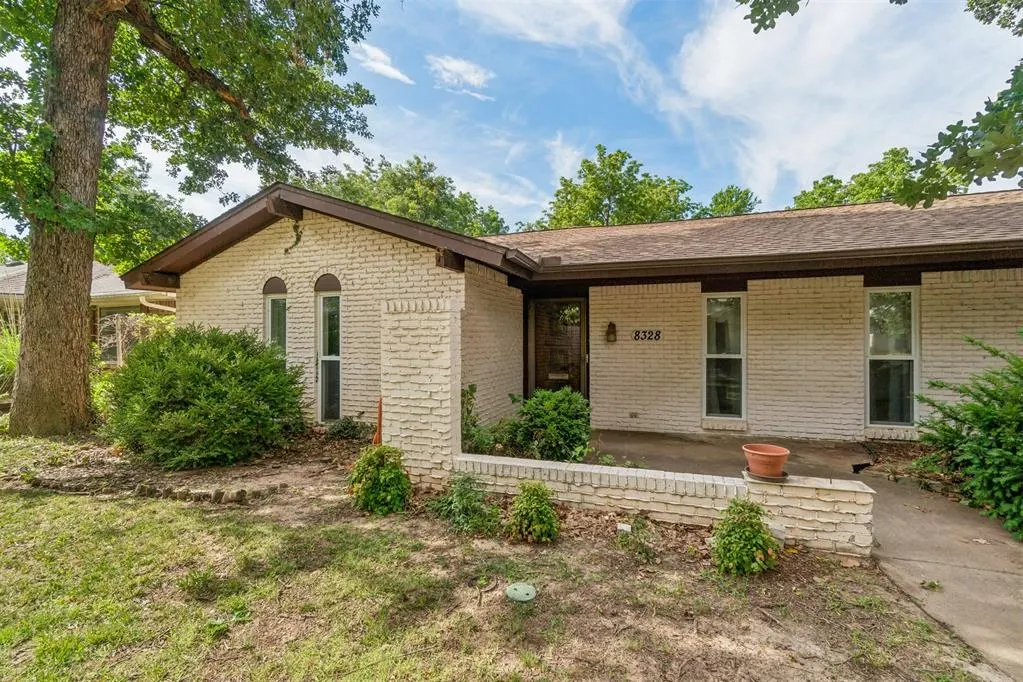 Front exterior — 8328 NW 25th Street, Bethany, OK 73008