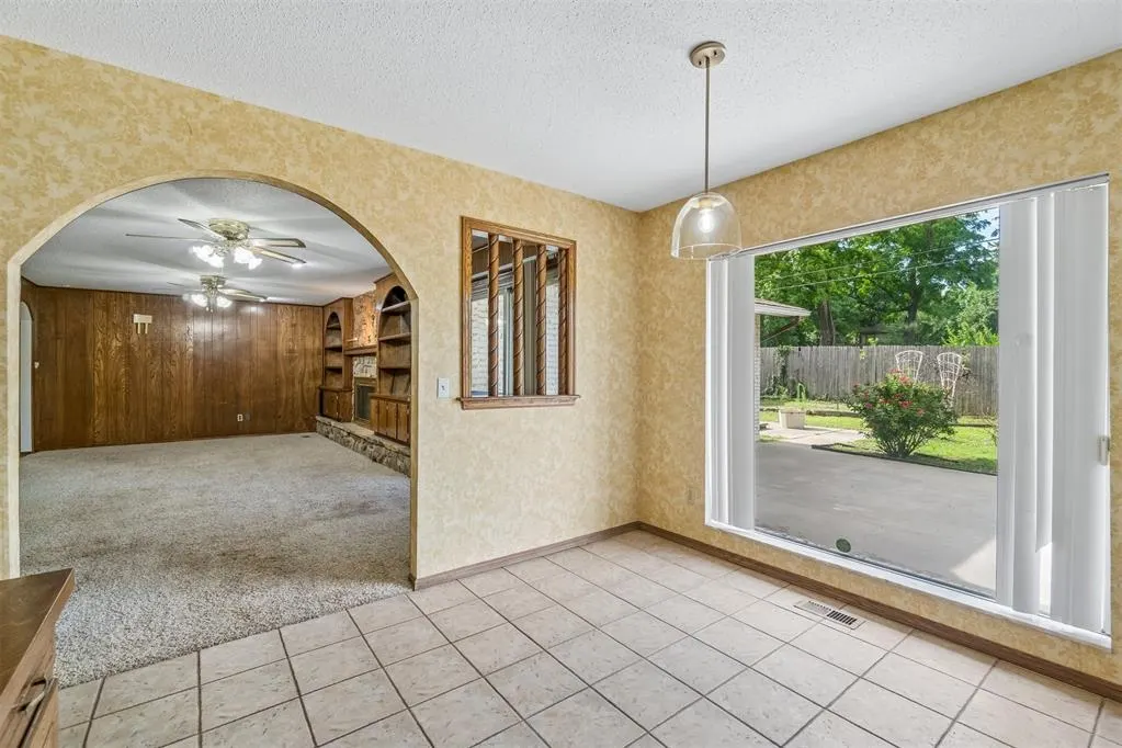 Photo 12 — 8328 NW 25th Street, Bethany, OK 73008
