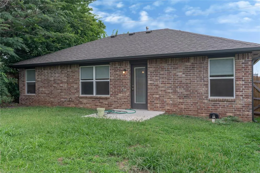 Photo 28 — 940 NE 30th Street, Oklahoma City, OK 73105