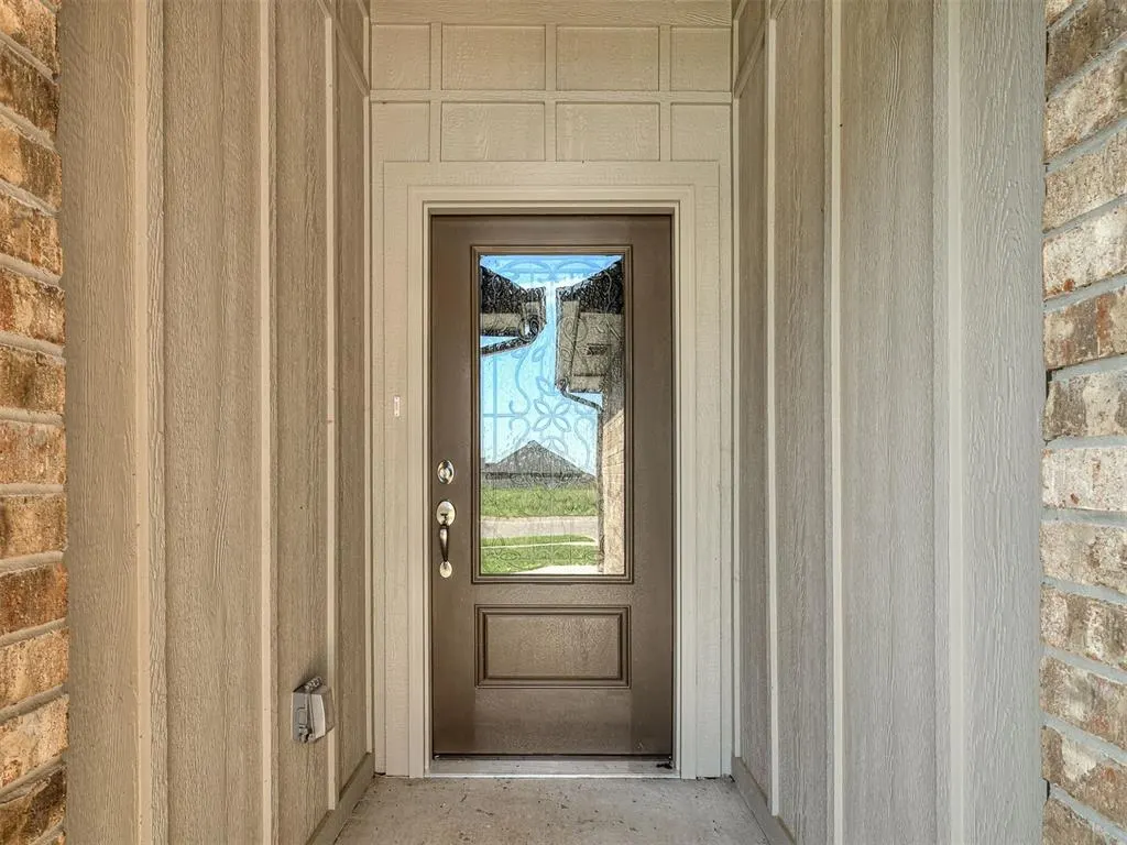 Photo 5 — 9320 NW 143rd Street, Yukon, OK 73099