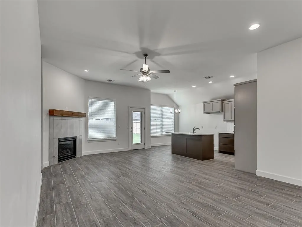 Photo 7 — 9320 NW 143rd Street, Yukon, OK 73099