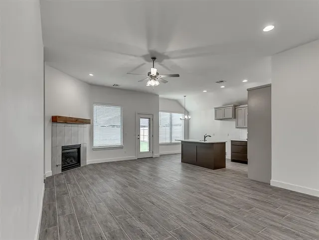 Photo 7 — 9320 NW 143rd Street, Yukon, OK 73099