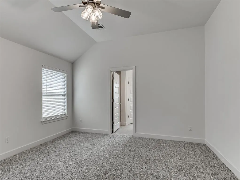 Photo 24 — 9320 NW 143rd Street, Yukon, OK 73099