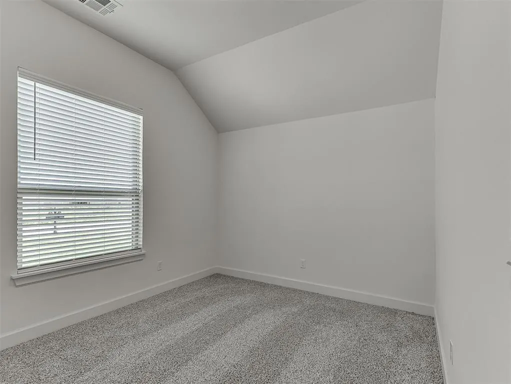 Photo 31 — 9320 NW 143rd Street, Yukon, OK 73099