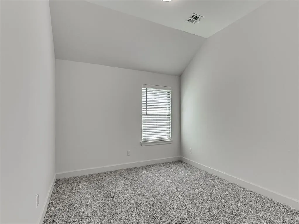 Photo 36 — 9320 NW 143rd Street, Yukon, OK 73099