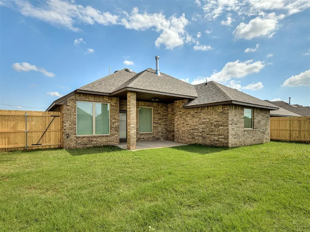 Photo 41 — 9320 NW 143rd Street, Yukon, OK 73099