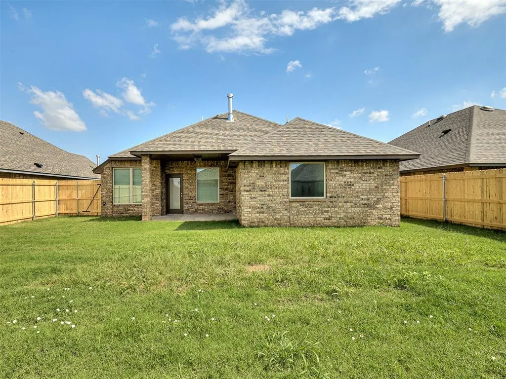 Photo 44 — 9320 NW 143rd Street, Yukon, OK 73099