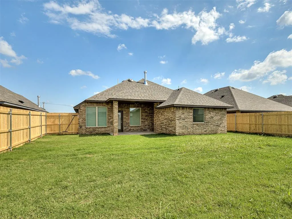 Photo 47 — 9320 NW 143rd Street, Yukon, OK 73099