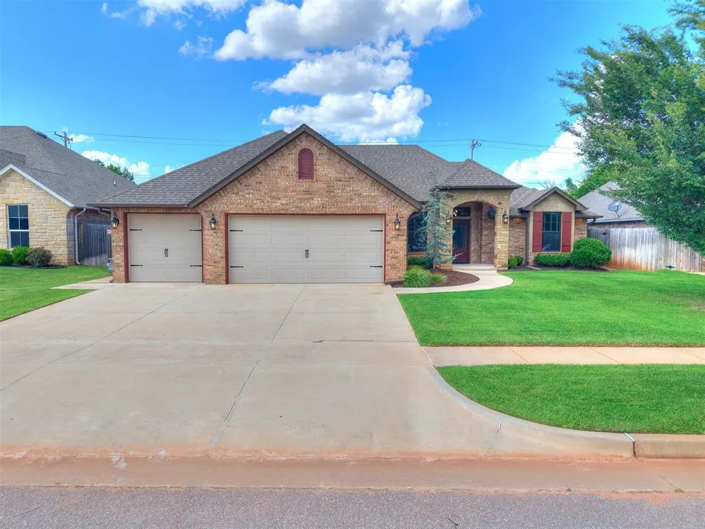 Front exterior — 12105 SW 45th Terrace, Mustang, OK 73064