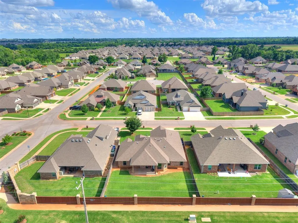 Photo 44 — 12105 SW 45th Terrace, Mustang, OK 73064
