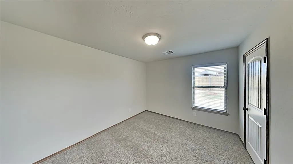 Photo 16 — 7100 Daxton Court, Warr Acres, OK 73132