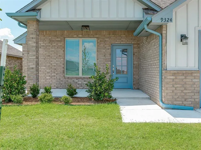Photo 2 — 9324 NW 143rd Street, Yukon, OK 73099