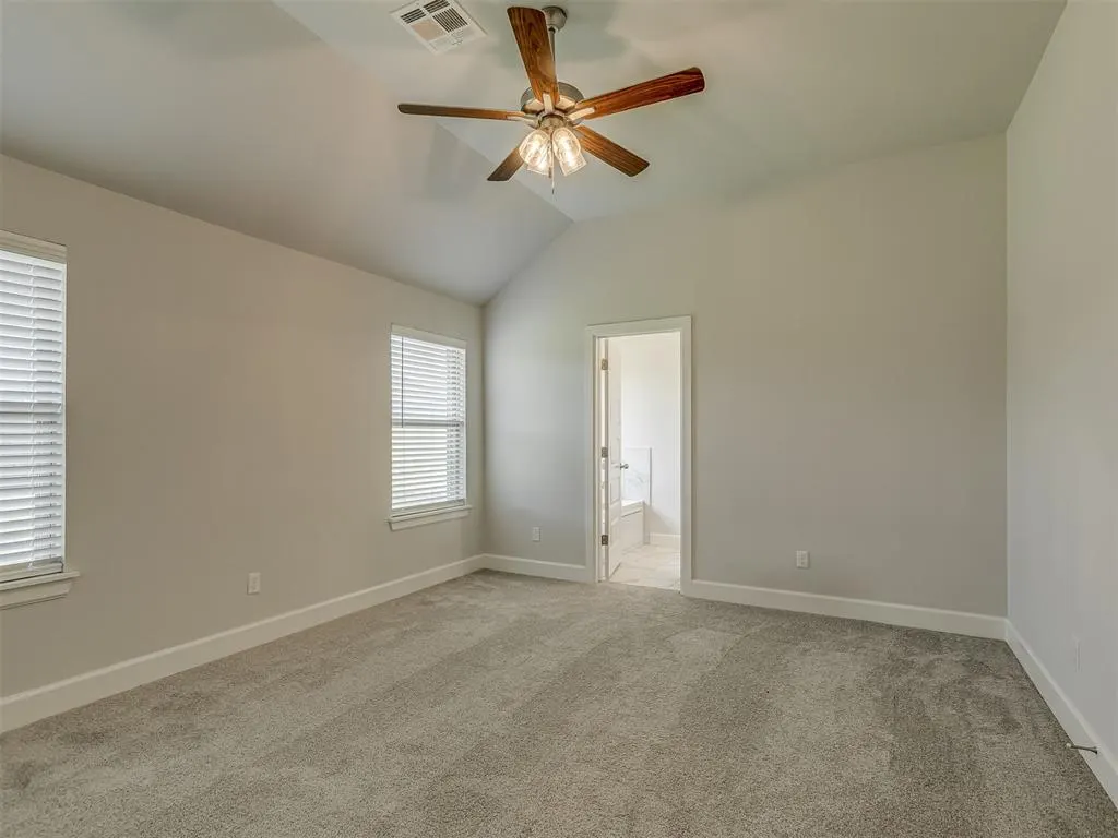 Photo 13 — 9324 NW 143rd Street, Yukon, OK 73099