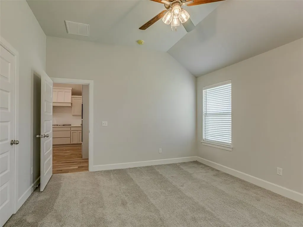 Photo 14 — 9324 NW 143rd Street, Yukon, OK 73099