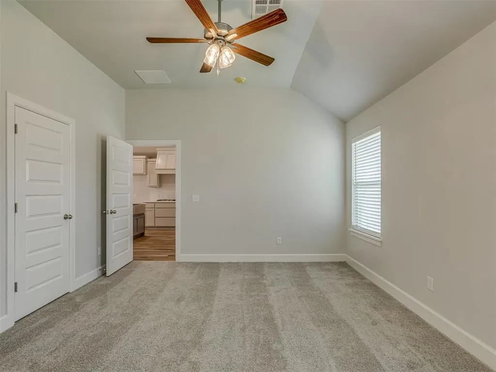 Photo 15 — 9324 NW 143rd Street, Yukon, OK 73099