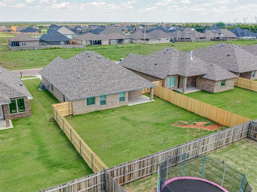 Photo 38 — 9324 NW 143rd Street, Yukon, OK 73099
