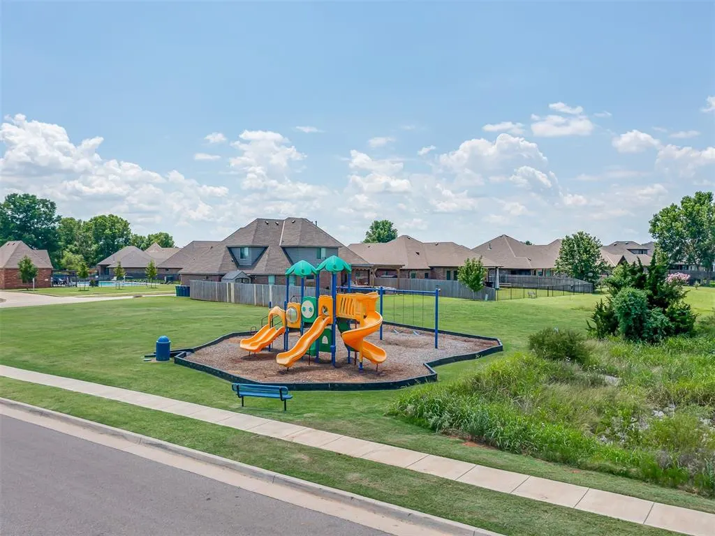 Photo 40 — 9324 NW 143rd Street, Yukon, OK 73099