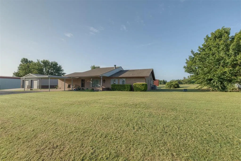 Photo 2 — 6400 E Etowah Road, Noble, OK 73068