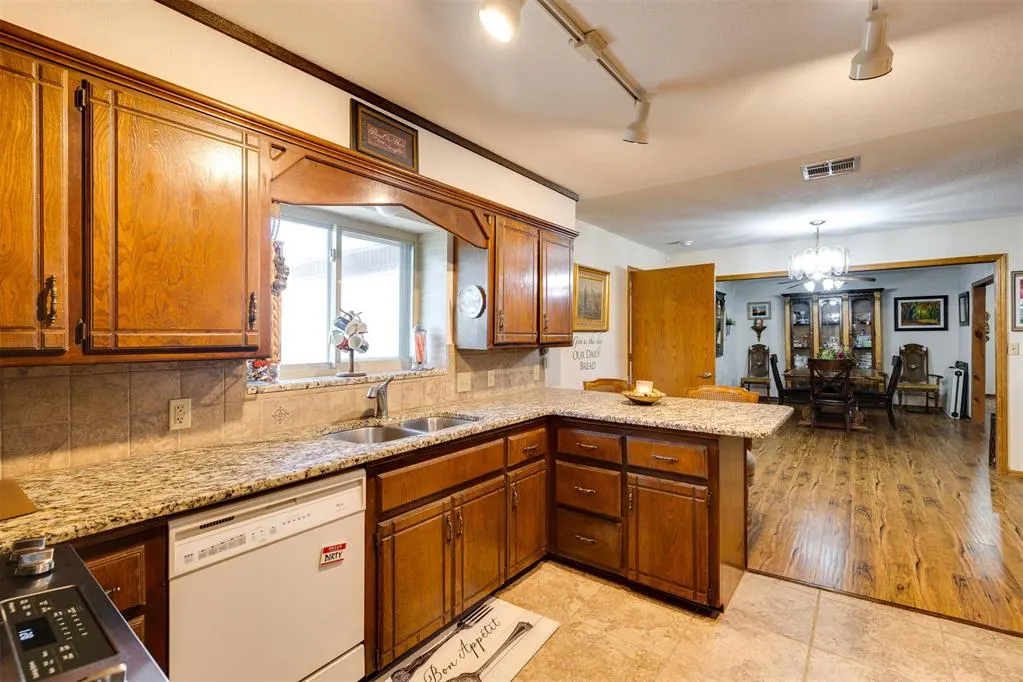 Photo 15 — 6400 E Etowah Road, Noble, OK 73068