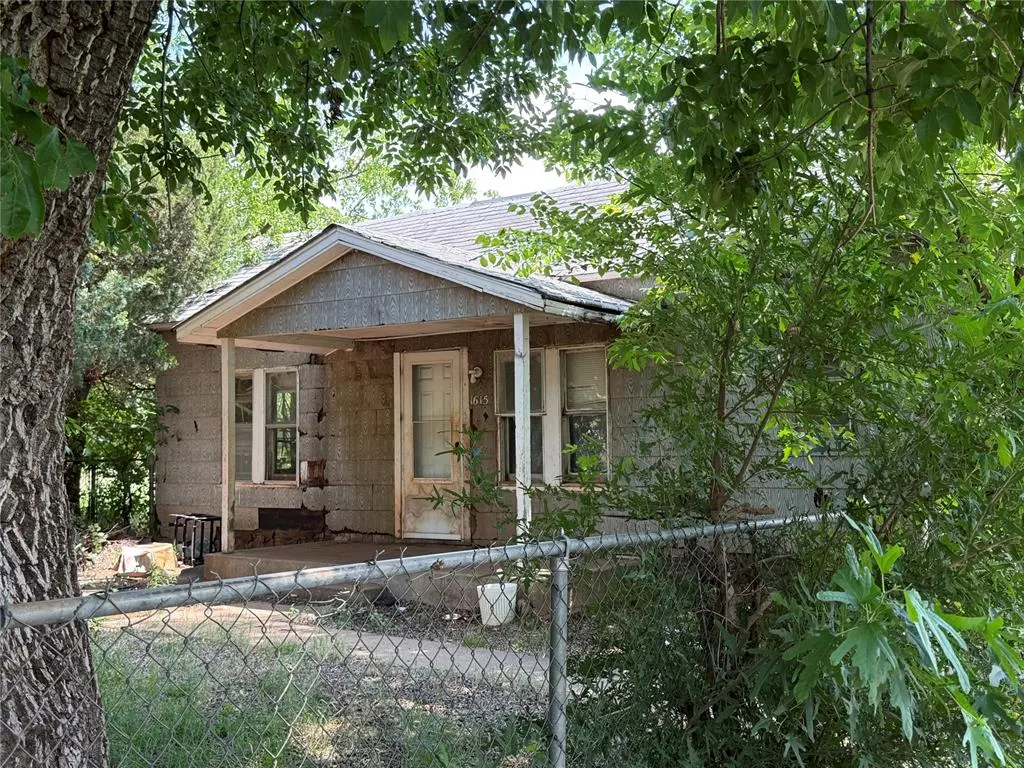 Photo 3 — 1615 E Lincoln Avenue, Guthrie, OK 73044