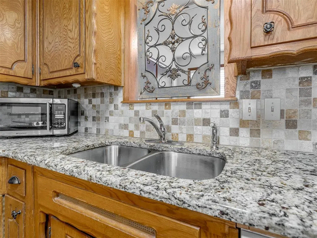Photo 12 — 4701 N Peniel Avenue, Bethany, OK 73008