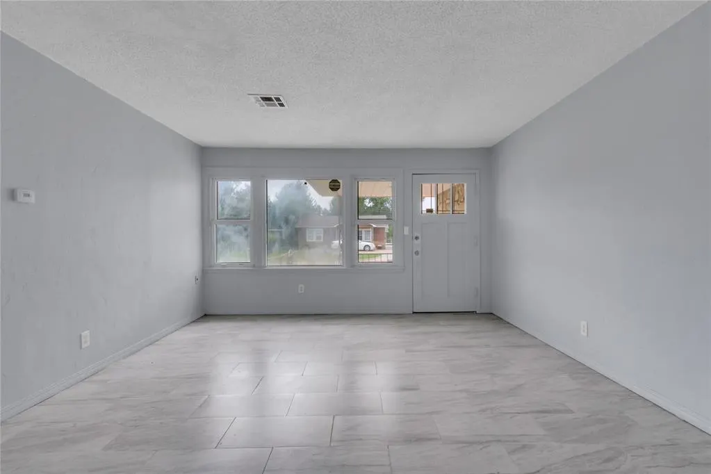 Photo 23 — 1205 SW 49th Street, Oklahoma City, OK 73109