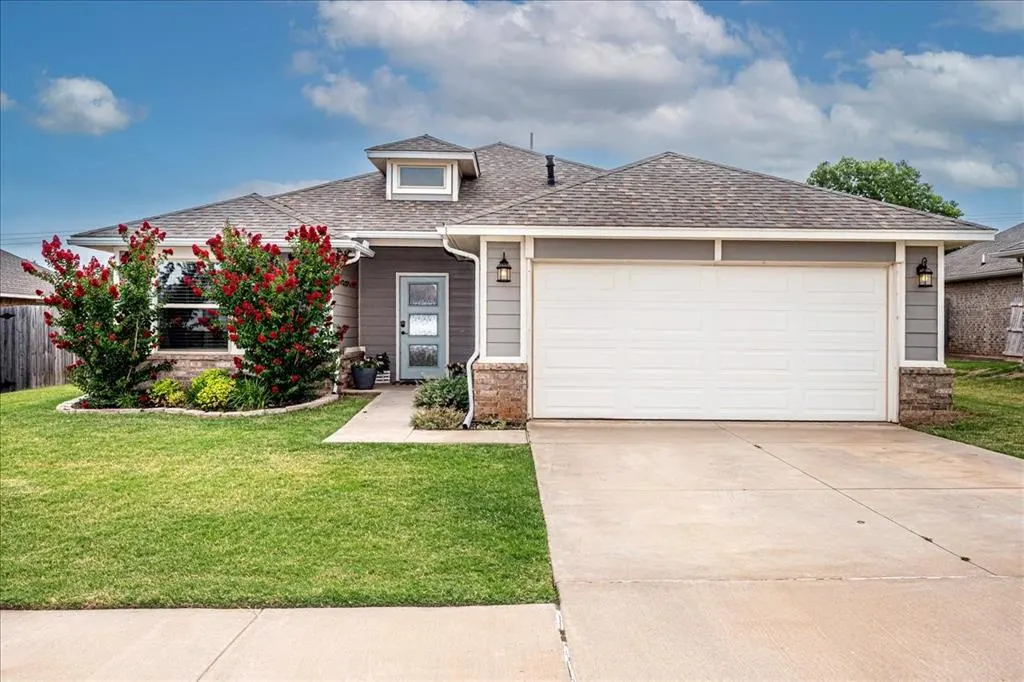 Photo 41 — 10300 Glover River Drive, Yukon, OK 73099