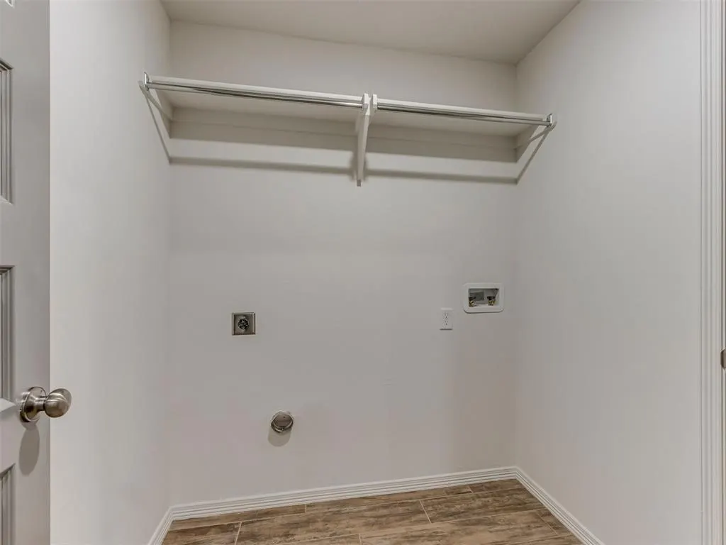 Photo 31 — 10653 SW 18th Street, Yukon, OK 73099