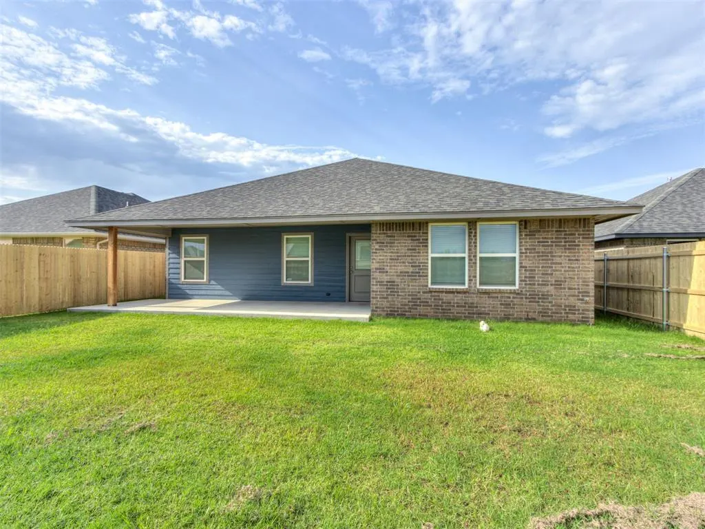 Photo 35 — 10653 SW 18th Street, Yukon, OK 73099
