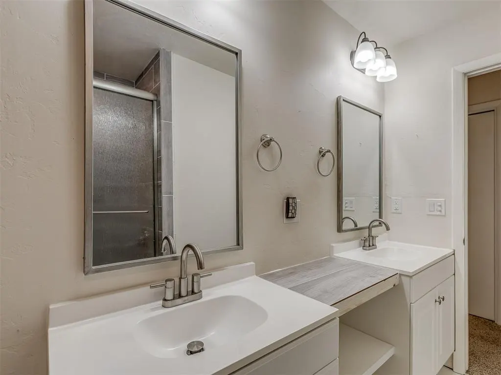 Photo 38 — 5012 NW 62nd Terrace, Oklahoma City, OK 73122