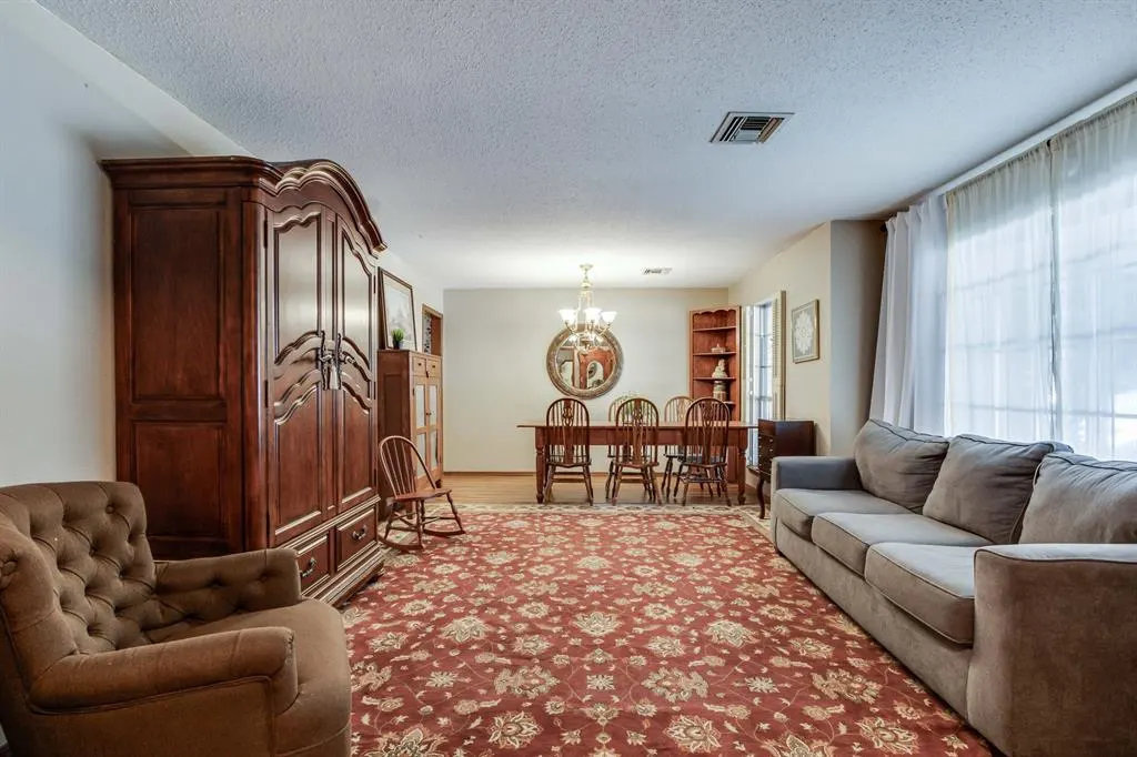 Photo 5 — 6312 NW 84th Street, Oklahoma City, OK 73132