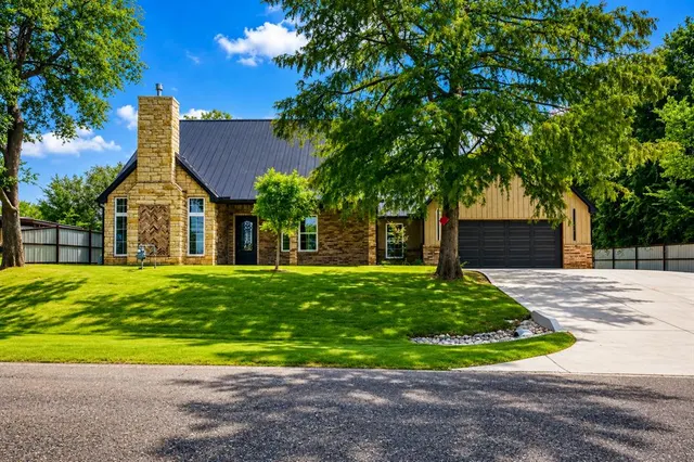 Photo 2 — 2925 N Choctaw Road, Choctaw, OK 73020